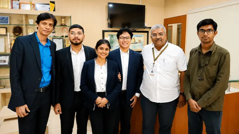 Tradeshala students with faculty and guests